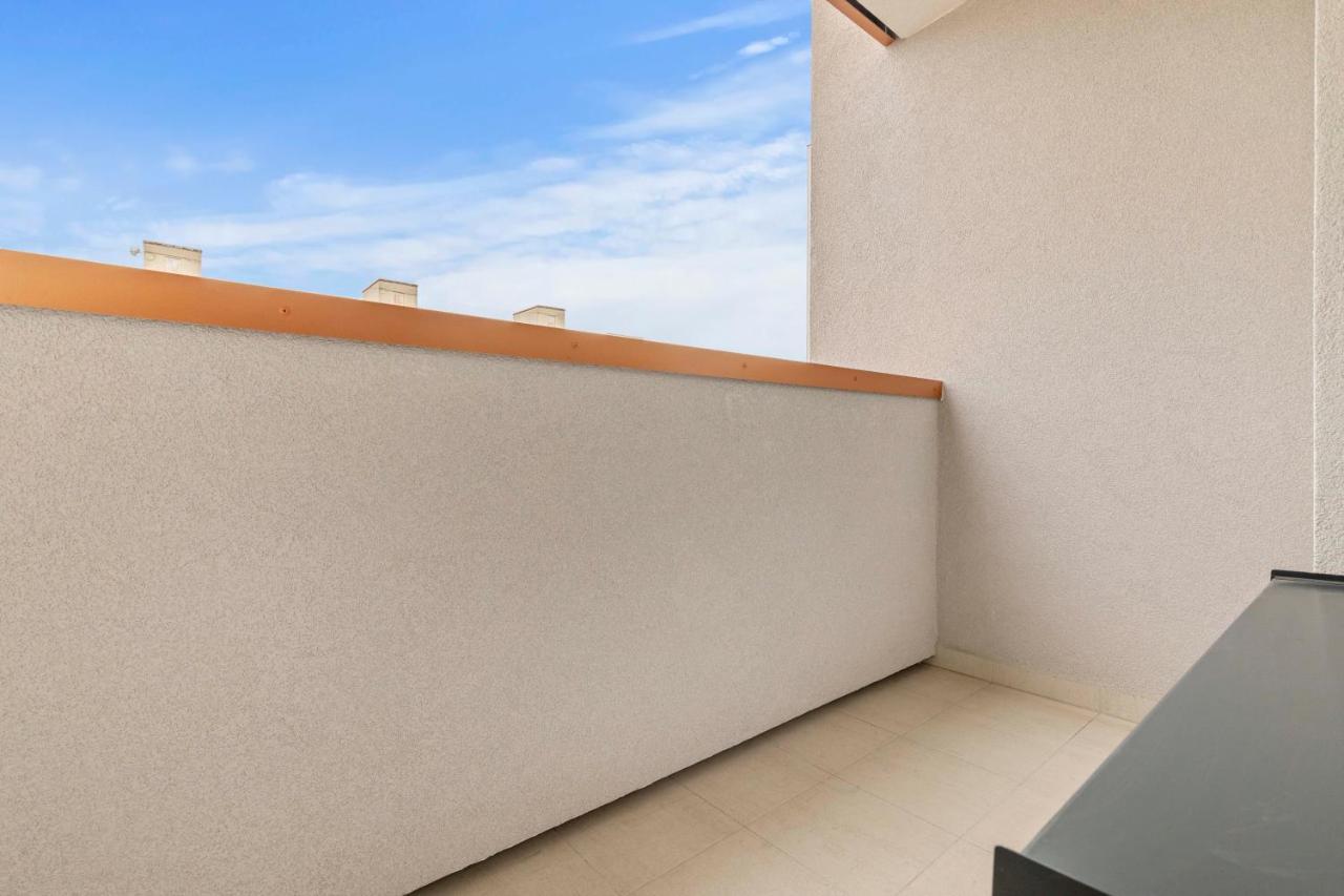Lam Green - Ac -Balcony Pressburg Exterior foto